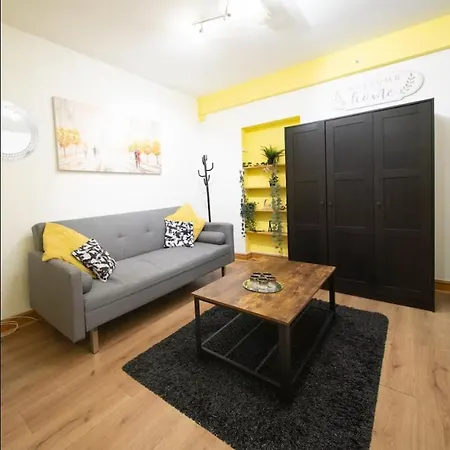 Centre 1bed W Free Parking *